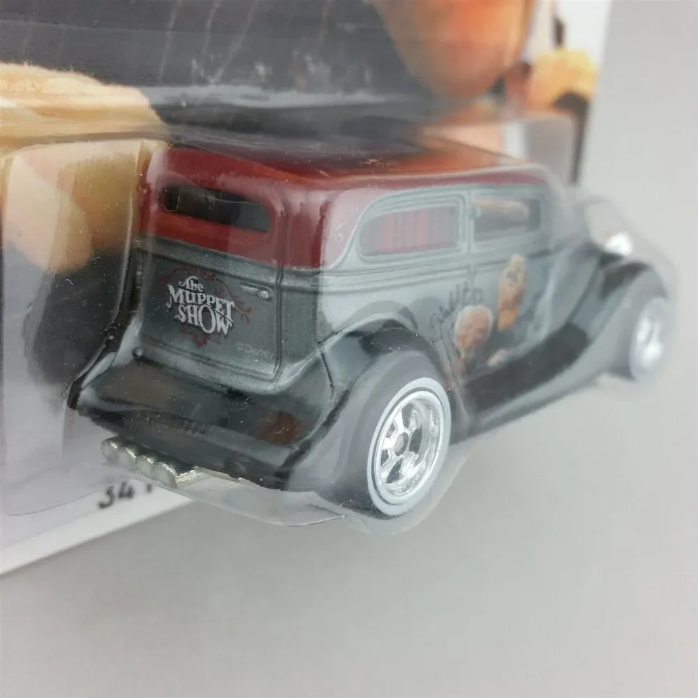 Hot Wheels Waldorf Statler Muppets Diecast Car Pop Culture 2012 Mattel Disney